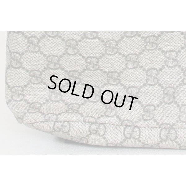 グッチ　バックパック 495558 001998　ベージュ／エボニー　底拡大