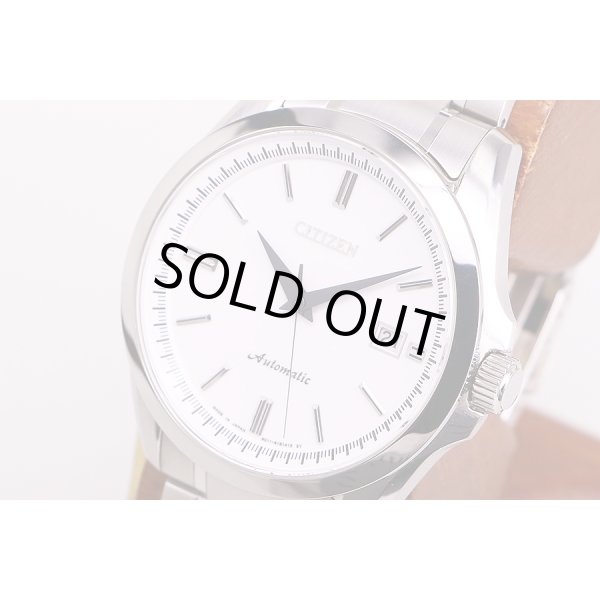 シチズン　コレクション メカニカル ＮＢ１０１４－１７Ａ　白文字盤　サイド拡大