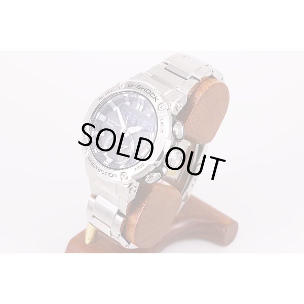 カシオ　Ｇショック ＧＳＴ－Ｂ２００Ｄ ５６０８ ブルートゥース 黒文字盤　サイド