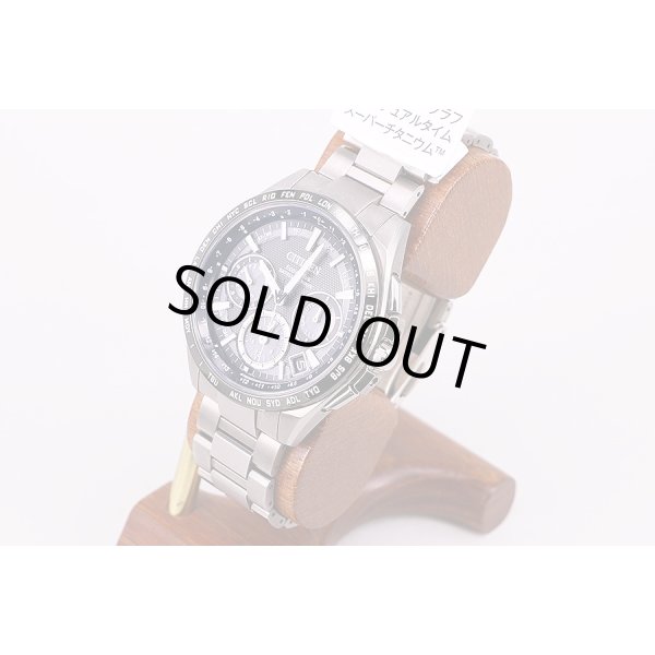 シチズン　サテライトウェーブ　ＣＣ９１０５－５４Ｅ　黒文字盤　サイド