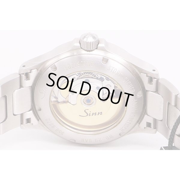 ジン　５５６ＢＥＡＭＳ　黒文字盤　ビームスコラボ　裏面拡大