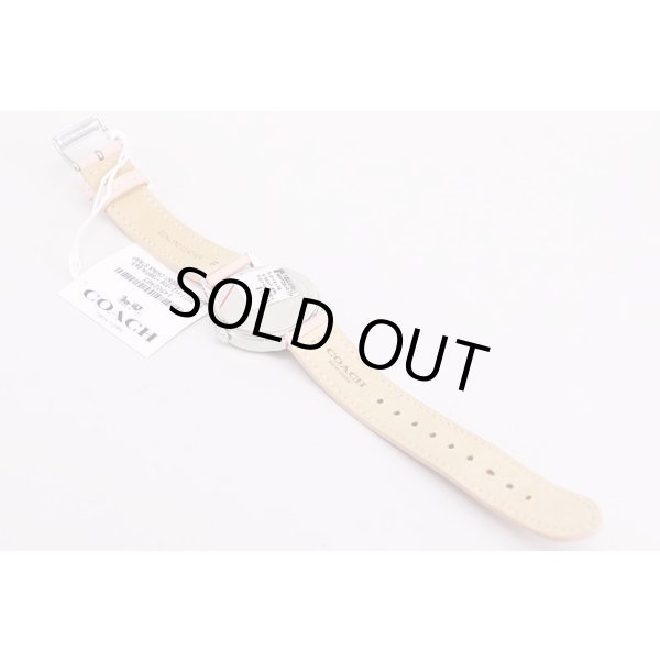 コーチ　ＣＡ１１７－７－１１２　ピンクハート文字盤　革ベルト状態　裏面