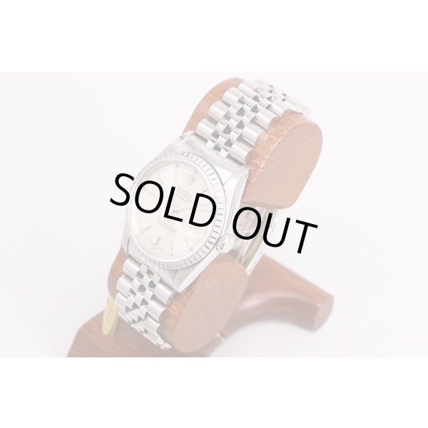 ロレックス　１６２２０　L２５１１４８　銀文字盤　エンジンターンドベゼル　サイド