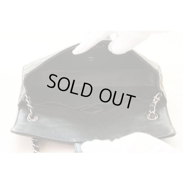 シャネル　チェーンショルダーバック ブラック／SIV金具　中身