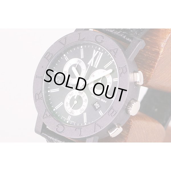 ブルガリ　カーボンゴールド　ＢＢ３８ＣＬＣＨ　黒文字盤　サイド拡大