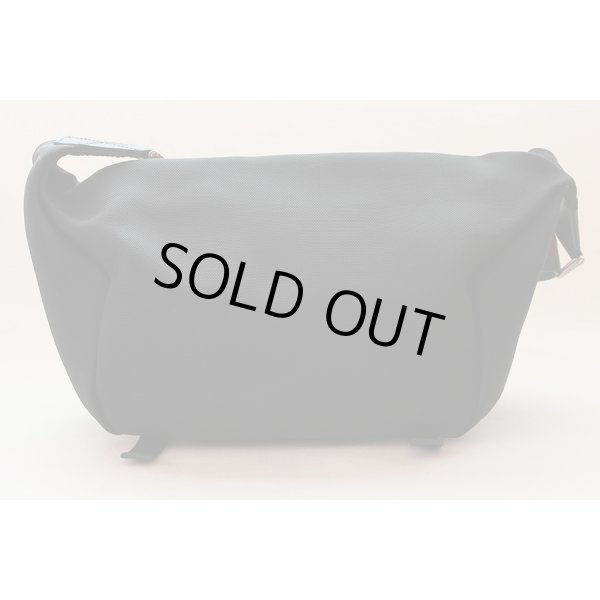 グッチ　ショルダーバック 353409 493492 ブラック／SIV金具　裏面