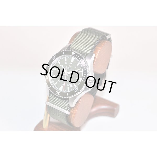 ハミルトン　カーキ　ネイビー　スキューバ　Ｈ８２３７５０　カーキ文字盤　サイド