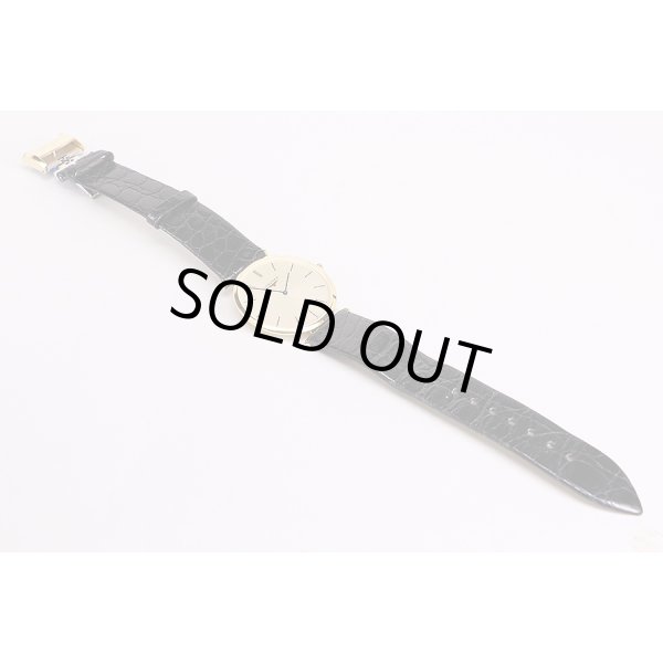 ロンジン　グランドクラシック　Ｌ４．７０９．２　シャンパン文字盤　革ベルト状態　表面