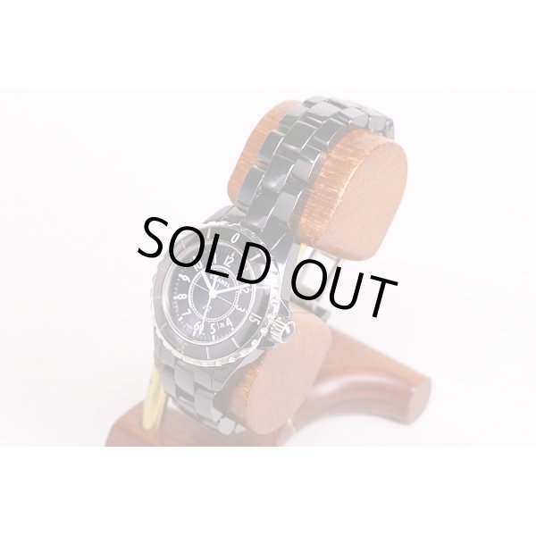 シャネル　Ｊ１２　Ｈ０６８２　黒文字盤　サイド