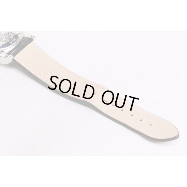 グラハム　クロノファイター１６９５　ＡＸ－２ＣＸＡＳ　銀文字盤　革ベルト状態(2)