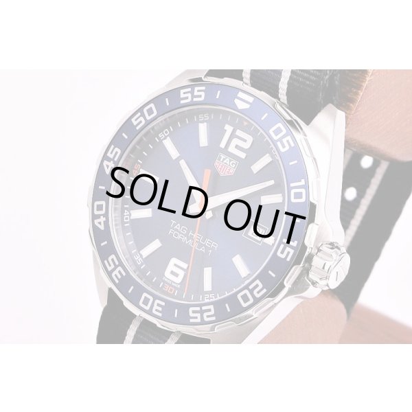 タグホイヤー　フォーミュラー１　ＷＡＺ１０１０　青文字盤　サイド拡大