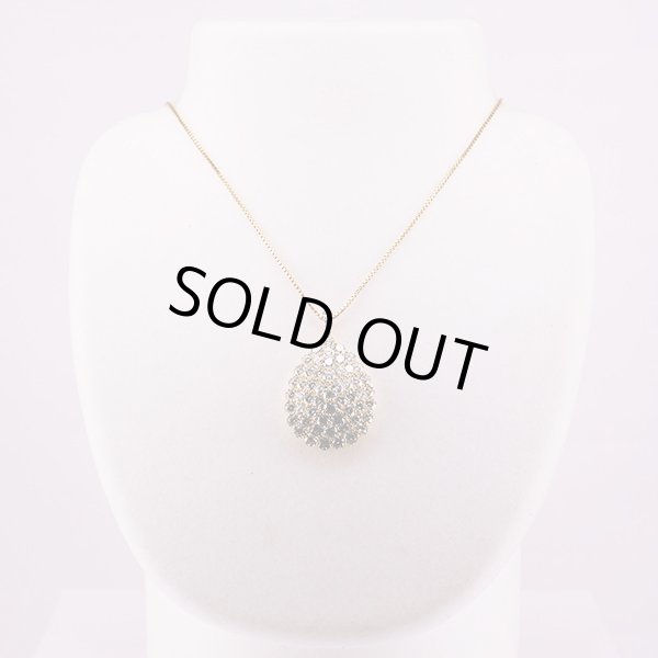 K18 ダイアイリトップ 10.94ct 12.30g　装着イメージ