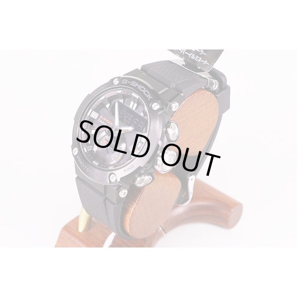 カシオ　Ｇショック　ＧＳＴ－Ｂ２００Ｂ　５６０８　黒文字盤　サイド