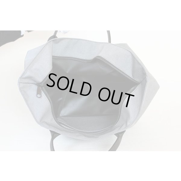 エルベシャプリエ　レザーハンドル舟型トートM 1407C フュズイ　中身