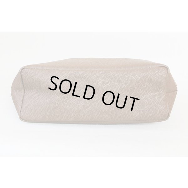 エルベシャプリエ　リュクススクエアトートM 704GP トープ／ゴールド　底