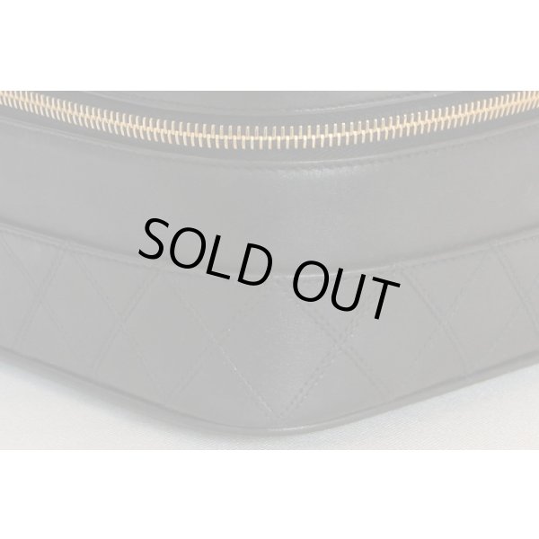 シャネル　ビコローレ バニティバック 横型 ブラック　サイド拡大