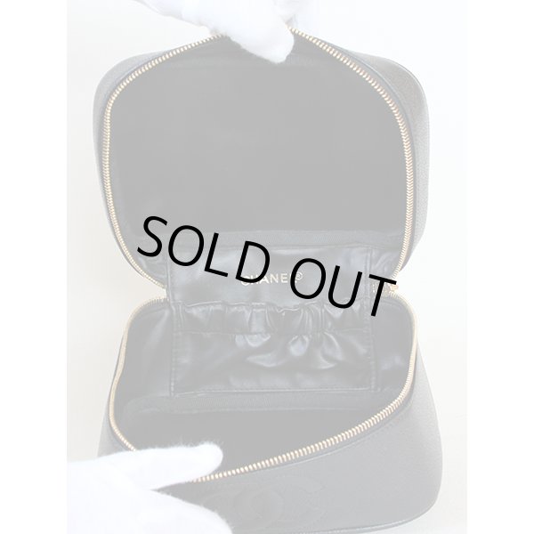 シャネル　バニティバック 横型 A01997 ブラック　中身