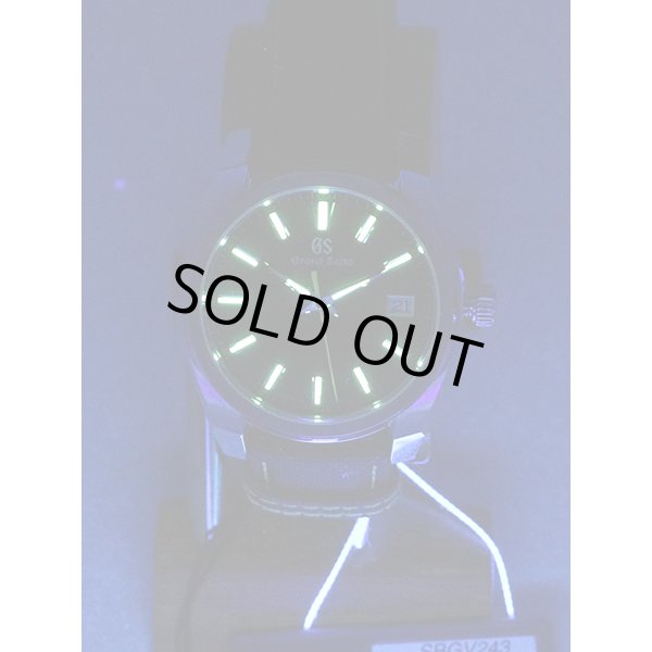 グランドセイコー　ＳＢＧＶ２４３　９Ｆ８２－０ＡＬ０　黒文字盤　ブラックライト照射