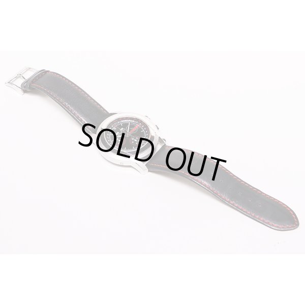 グッチ　５５００　マルチカレンダー　クロノグラフ　黒文字盤　革ベルト状態表面