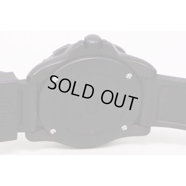 ルミノックス　レコン　８８３０ＧＭｔ　黒文字盤　裏面拡大