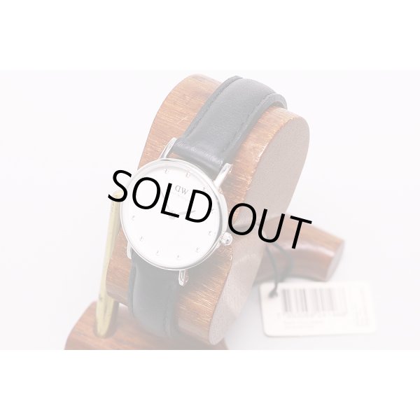 ダニエル・ウェリントン　０９２１ＤＷ　白文字盤　１２Ｐ　サイド