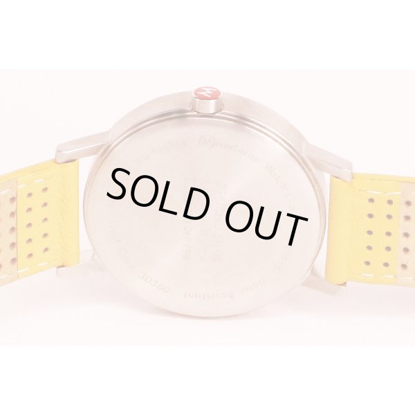 モンディーン　クラシック　Ａ６６０．３０３６０　白文字盤　裏面拡大