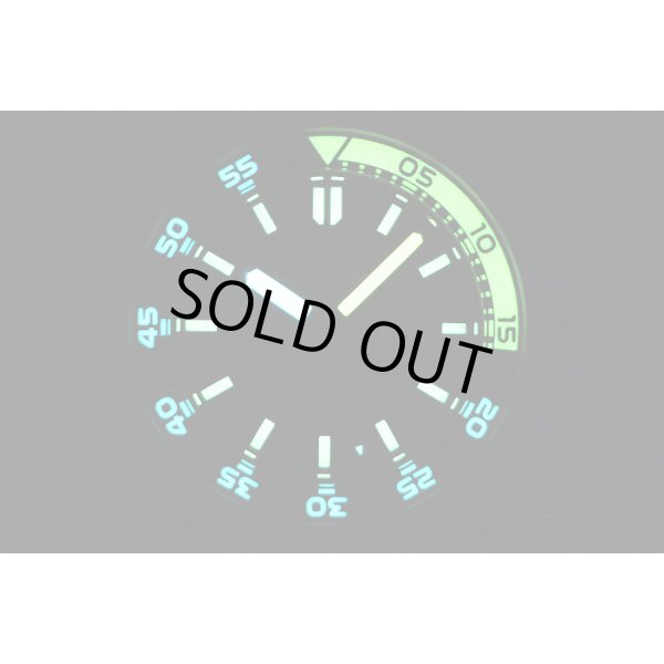 ＩＷＣ　アクアタイマー２０００　ＩＷ３５６８０１　黒文字盤　ライト暗闇