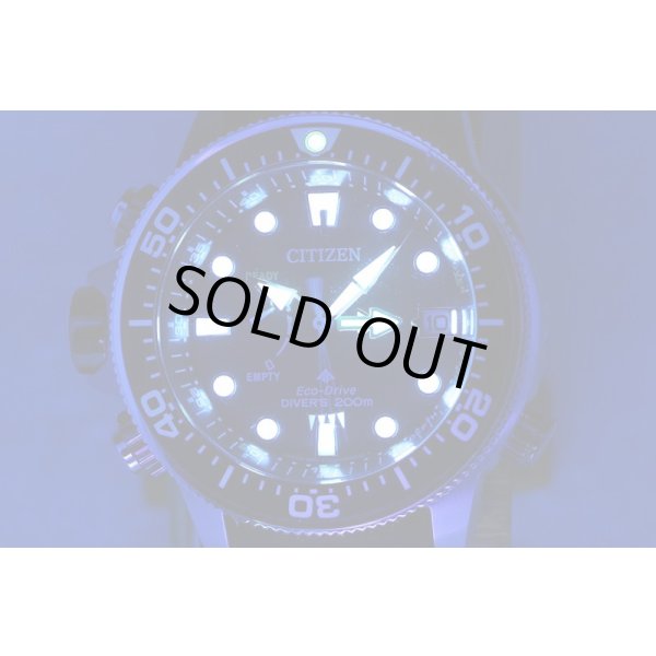 シチズン　ダイバー２００ｍデプスメーター　ＢＮ２０３６－Ｊ４Ｅ　黒文字盤　ライト