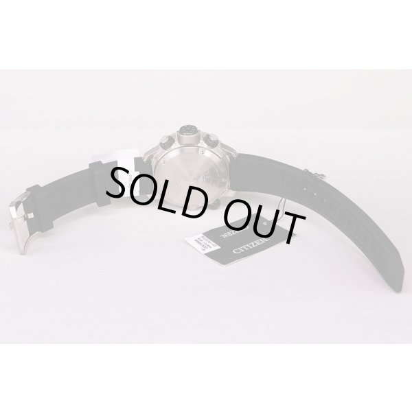 シチズン　ダイバー２００ｍデプスメーター　ＢＮ２０３６－Ｊ４Ｅ　黒文字盤　ラバーベルト