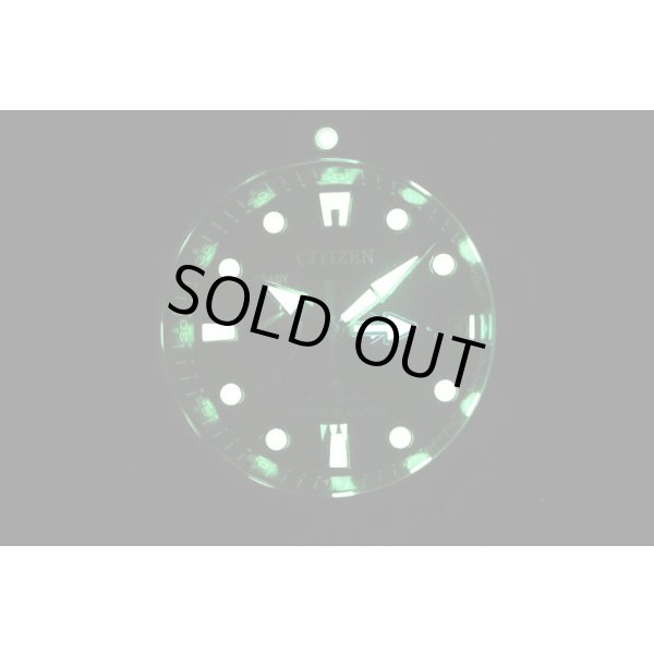 シチズン　ダイバー２００ｍデプスメーター　ＢＮ２０３６－Ｊ４Ｅ　黒文字盤　ライト暗闇