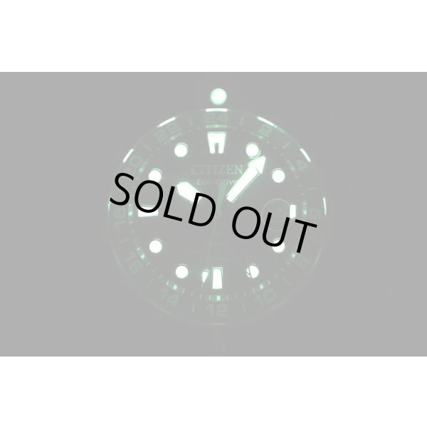 シチズン　ダイバー２００ｍＧＭＴ　ＢＪ７１１０－８９Ｅ　黒文字盤　ライト暗闇