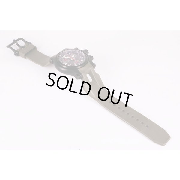 オークリー　ホールショットクロノ　１０ｔｈマウンテンディビジョン　黒文字盤　ラバーベルト状態