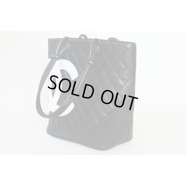 シャネル　カンボンライン ミディアムトートバック ブラック／ホワイト　サイド