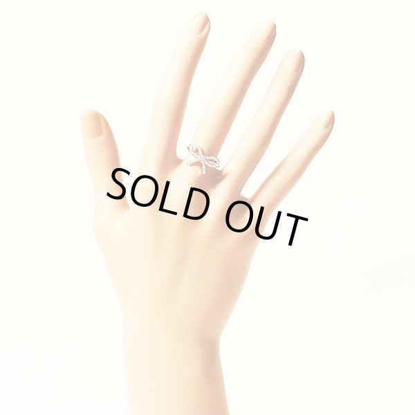 ティファニー　PT950 ボウリング 3.40g　装着イメージ