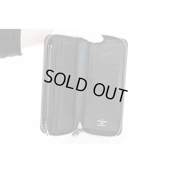 ルイ・ヴィトン　ジッピーウォレット・ヴェルティカル M62295　中身