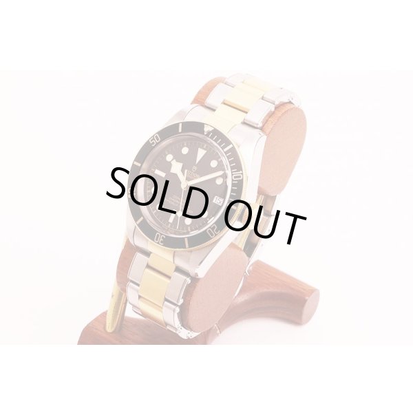 チューダー　ヘリテージ　ブラックベイ　７９７３３Ｎ　黒文字盤　サイド