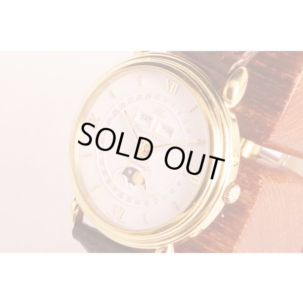 モーリス・ラクロア　トリプルカレンダームーンフェイス　１３１１１　白文字盤　サイド拡大