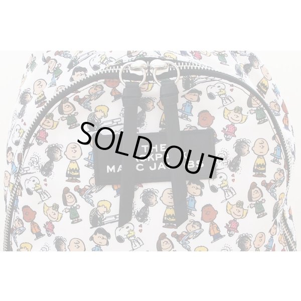 マークジェイコブス　ラージ バックパック M0016562 ホワイト／スヌーピー 　拡大