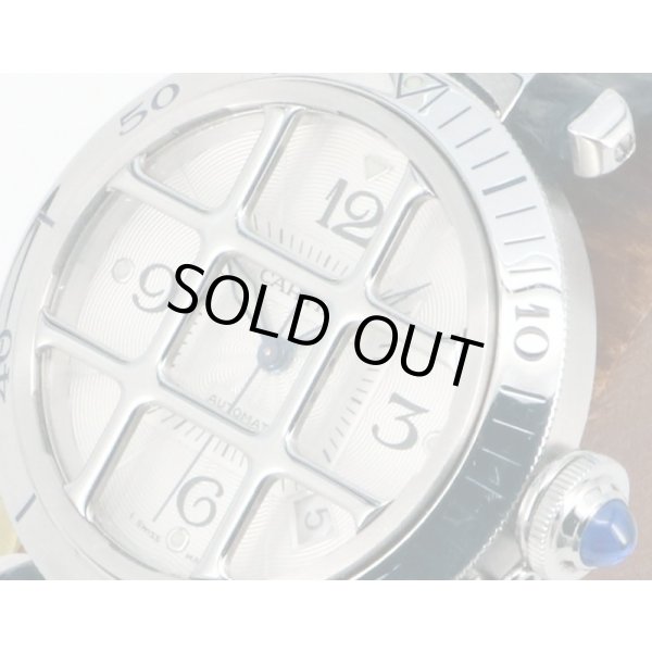 カルティエ　パシャ３８　グリッド　２５７９　銀文字盤　サイド拡大