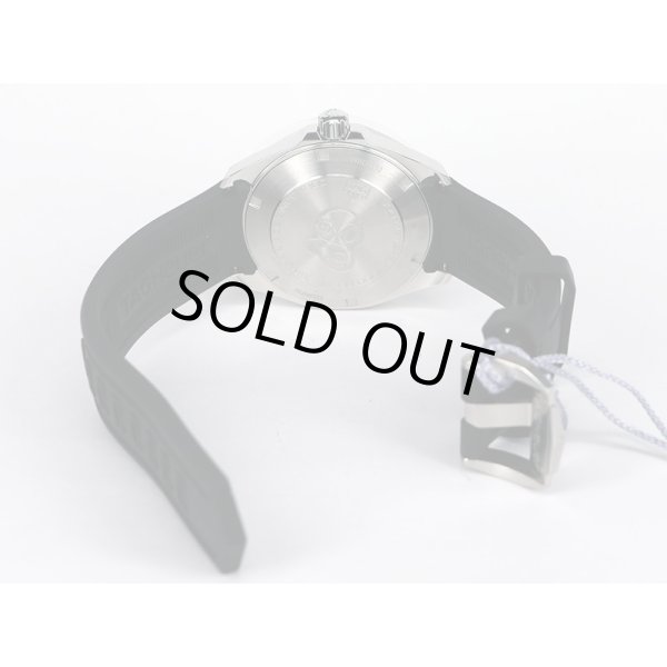 タグホイヤー　アクアレーサー　ＷＢＤ１１１０　黒文字盤　ラバーベルト