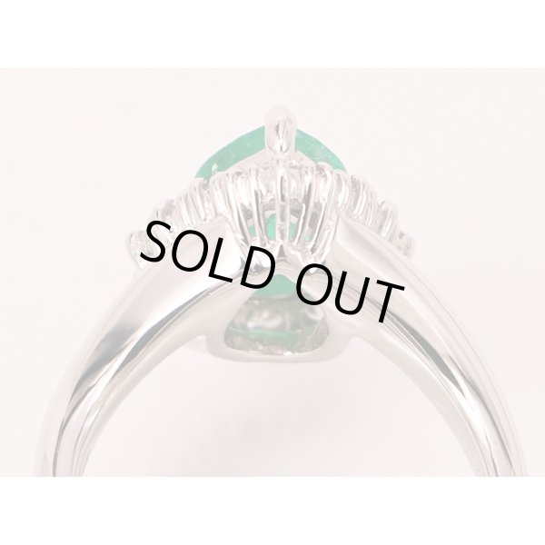 PT900　エメラルドダイアイリリング　1.37ct 0.65ct 10.40g　裏面