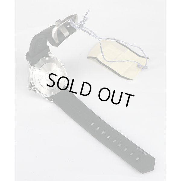 タグホイヤー　アクアレーサー　ＷＢＤ１１１０　黒文字盤　ラバーベルト状態　裏面