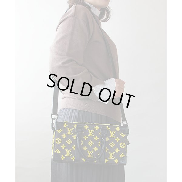 ルイ・ヴィトン　スピーディ・ソフトトランク M45025　掛けたイメージ