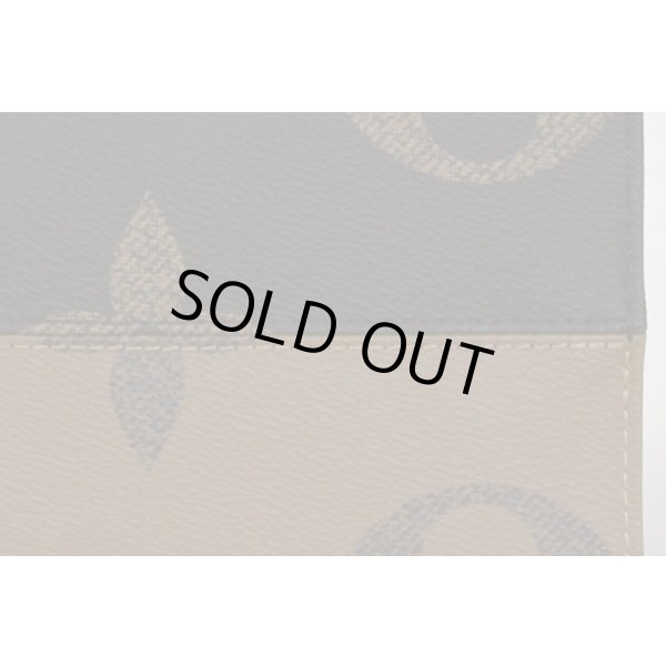 ルイ・ヴィトン　オンザゴーMM M45321　底拡大