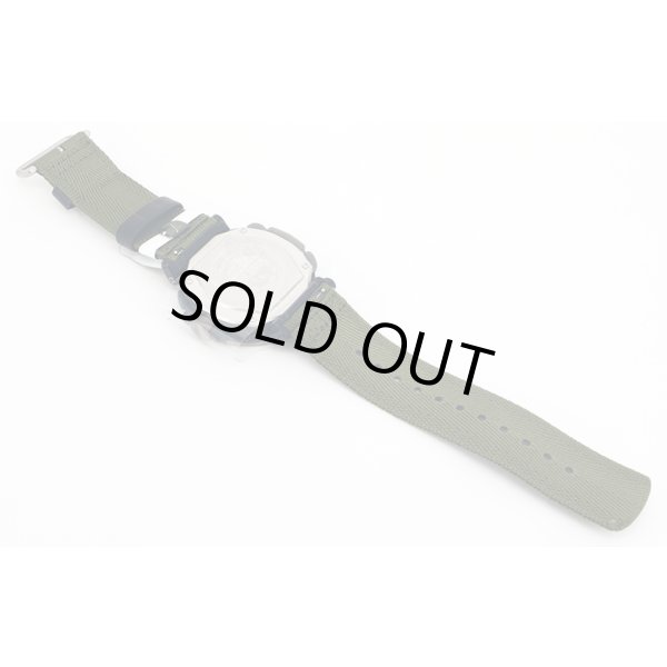 カシオ　プロトレック　ＰＲＷ－６６００ＹＢ　黒文字盤　カーキナイロンベルト状態　裏面