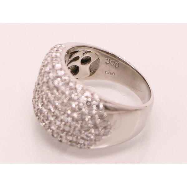PT900 ダイアイリリング 3.00ct 13.20g　刻印