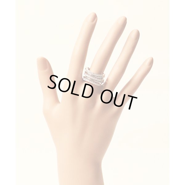 K18WG ダイアイリリング 1.00ct 12.10g　装着イメージ