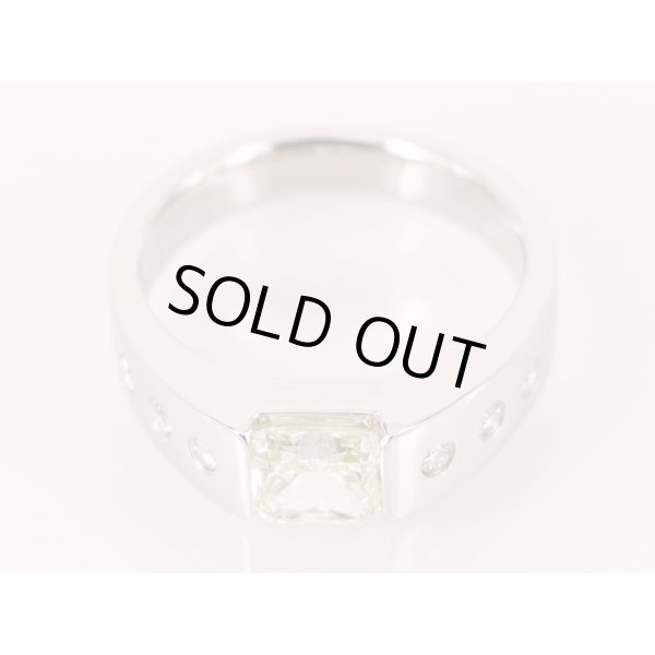 PT900 ダイアイリリング 1.129ct 0.13ct 8.30g　拡大