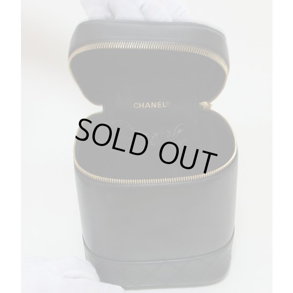 シャネル　ビコローレ バニティバック 縦型 ブラック　中身