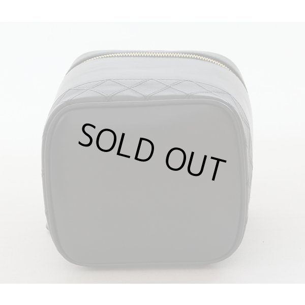 シャネル　ビコローレ バニティバック 縦型 ブラック　底